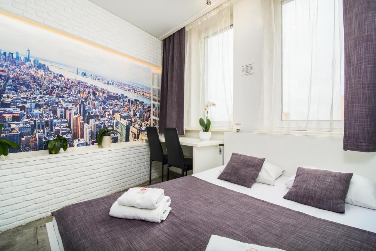 Skyhome Mini-Hotel Kiev Exteriör bild
